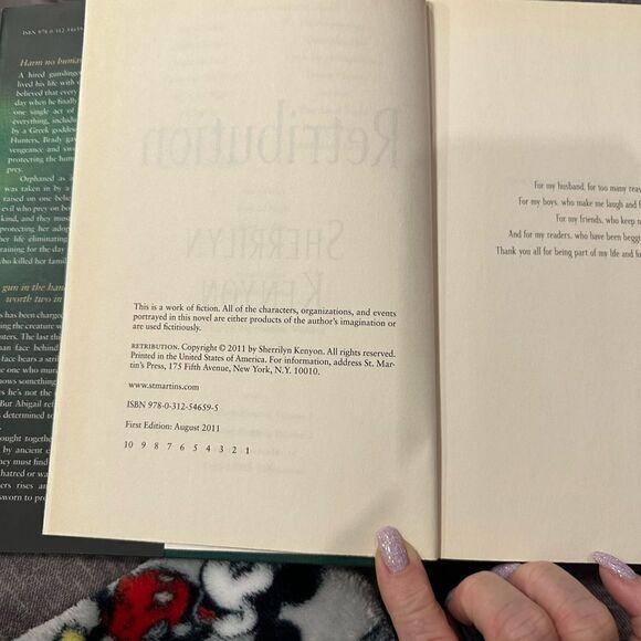 Retribution Book 19 by Sherrilyn Kenyon, Dark-Hunter, 1st Edition, Hardcover - Picture 4 of 9